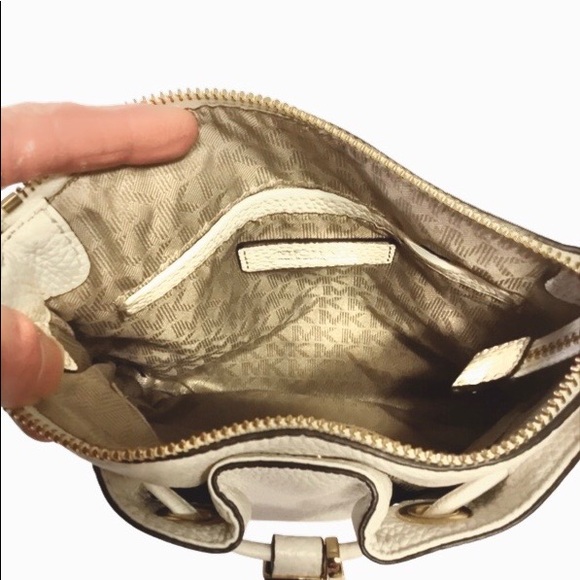 Michael Michael Kors Camden Crossbody Bag - Picture 4 of 8